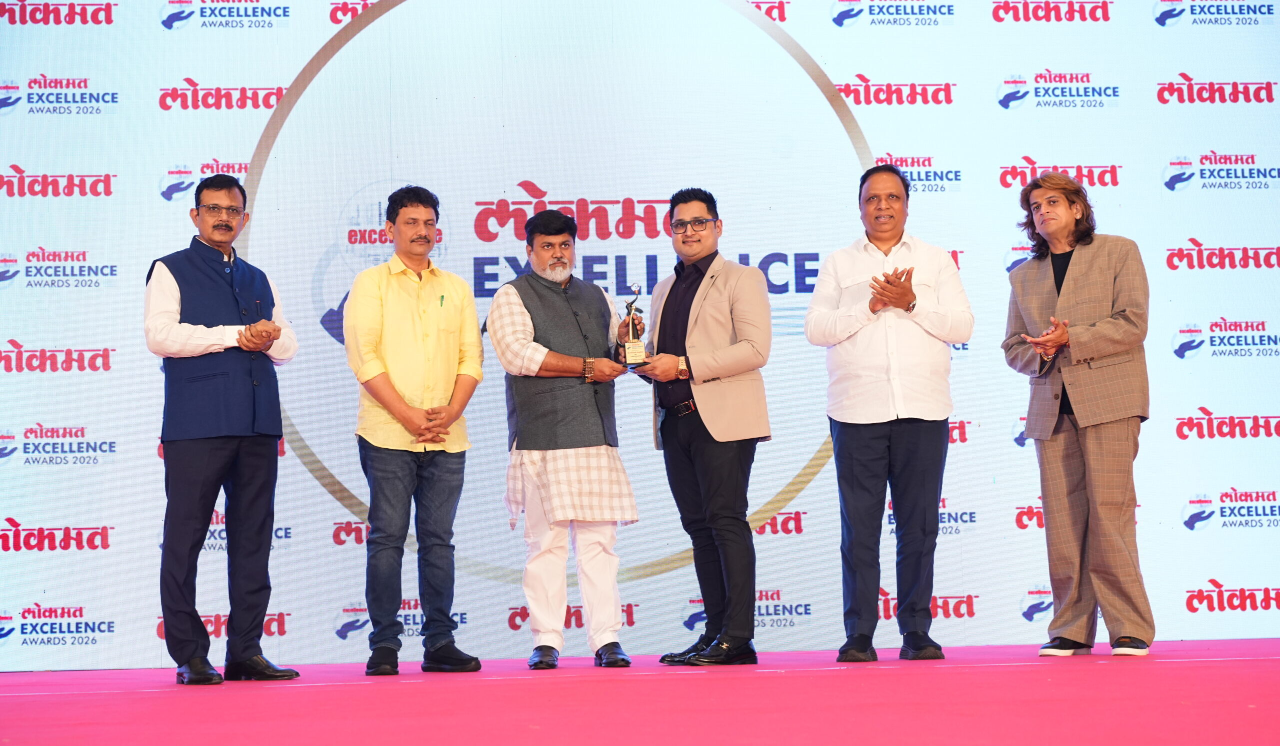 dr-avinash-jagdale-jprime-buildcon-trusted-construction-award.jpg